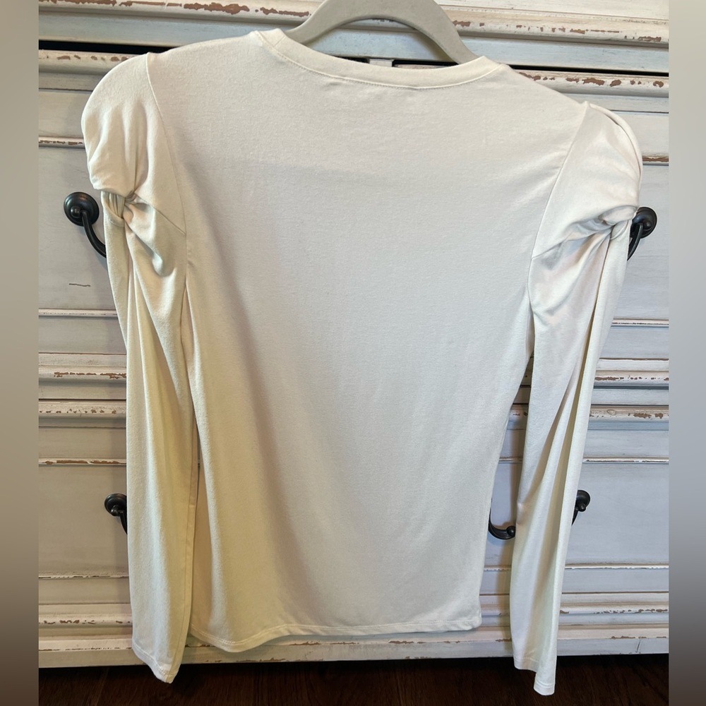 Frame Denim Twisted Sleeve Long Sleeve Top Off White. Size XS. - Picture 10 of 12